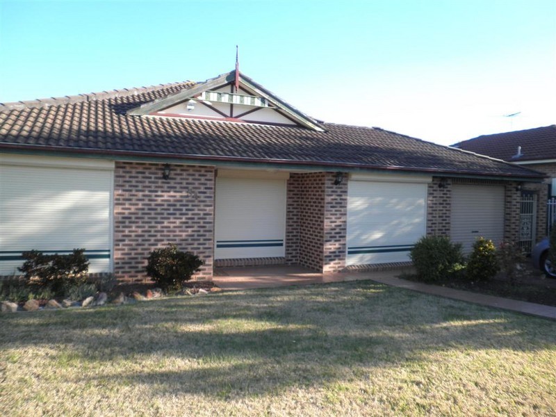 54 Goodsell Street, Minto NSW 2566