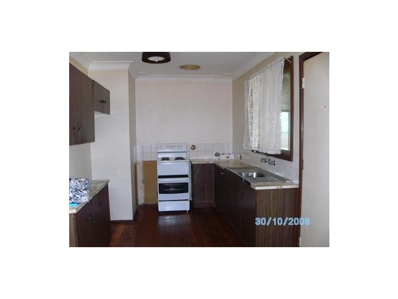 182 Harrow Road, Glenfield NSW 2167