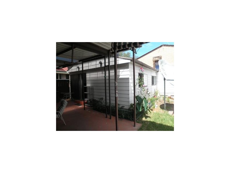 3 Argyle Street, Macquarie Fields NSW 2564