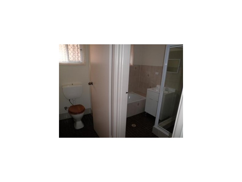 13 Cumberland Road, Ingleburn NSW 2565