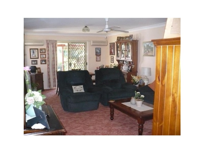2/32 Bensley Road, Macquarie Fields NSW 2564