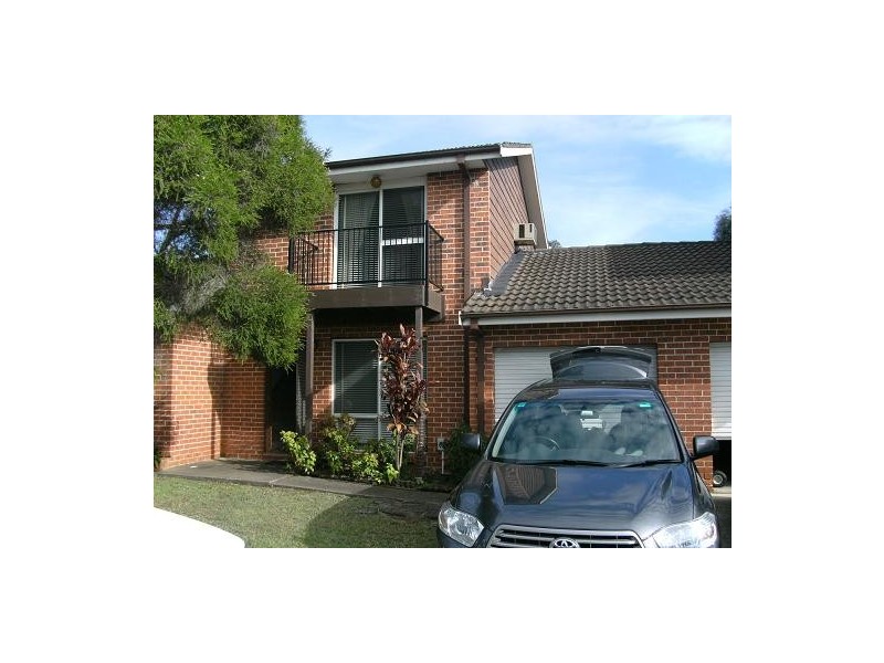 6/6-8 Second Avenue, Macquarie Fields NSW 2564
