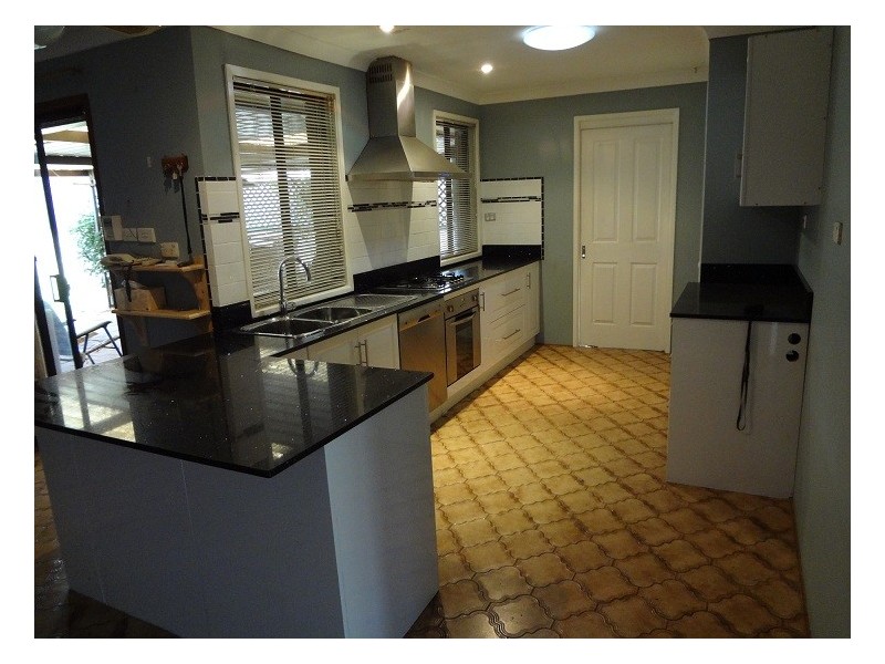 20 Romilly Place, Ambarvale NSW 2560