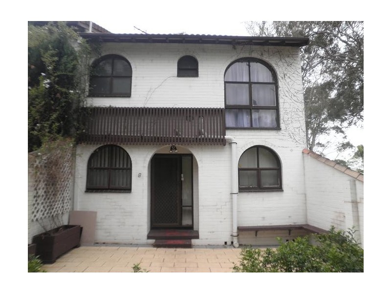8/6 Clifford Crescent, Ingleburn NSW 2565