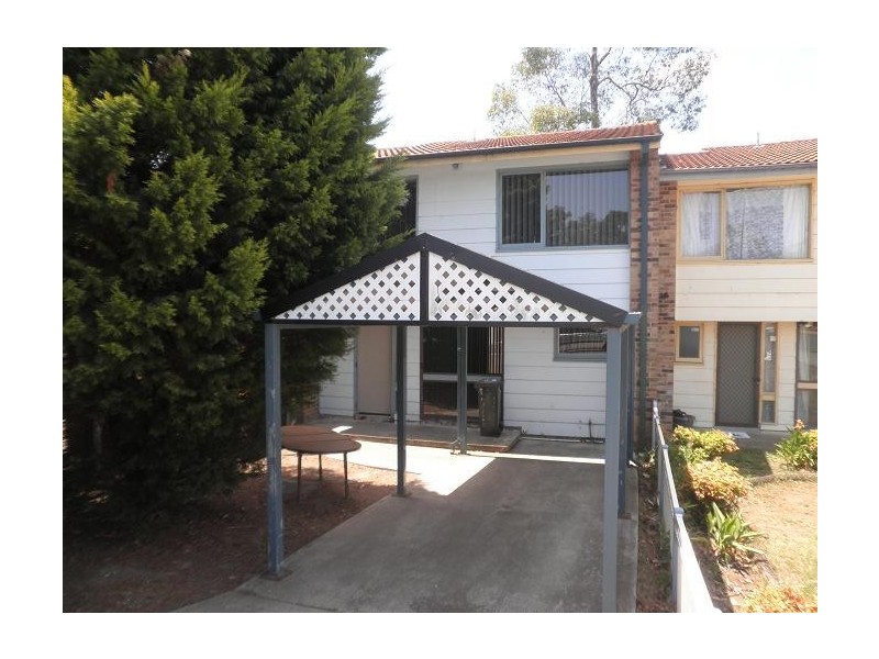 12 Risdoni Way, Macquarie Fields NSW 2564