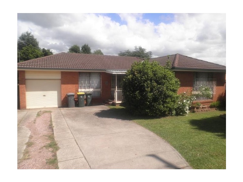 14 Atchinson Road, Macquarie Fields NSW 2564