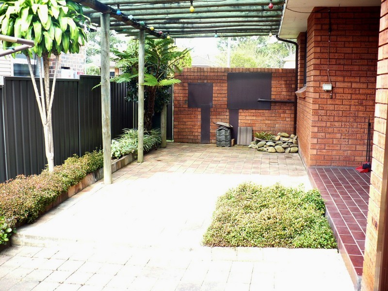 Macquarie Fields NSW 2564