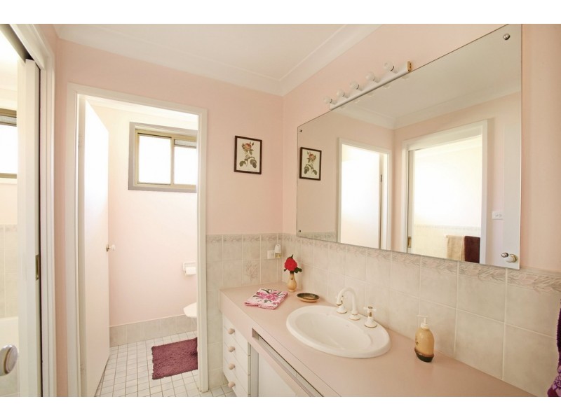 6 Hamersley Place, Bow Bowing NSW 2566