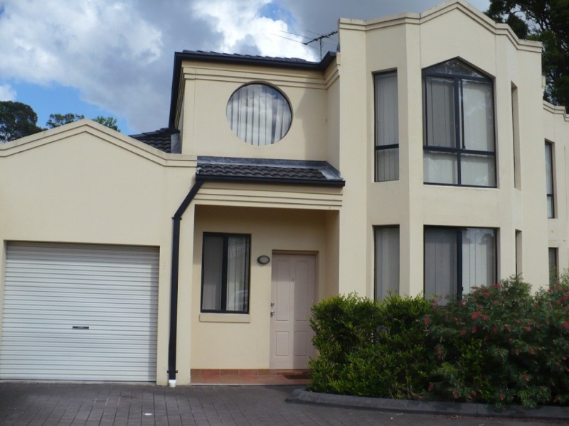 Macquarie Fields NSW 2564