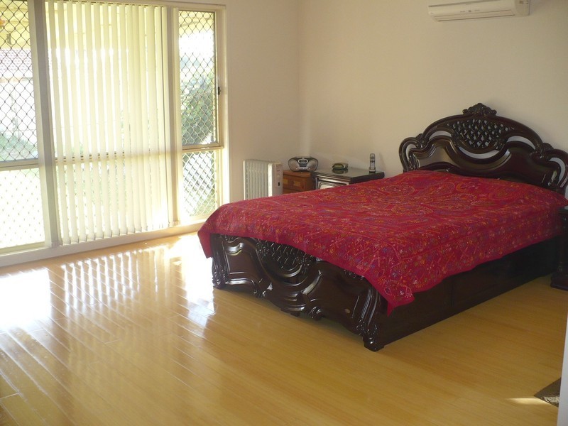 Macquarie Fields NSW 2564
