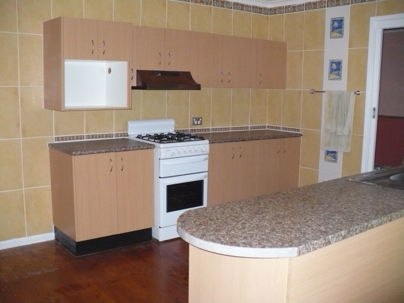 Bradbury NSW 2560