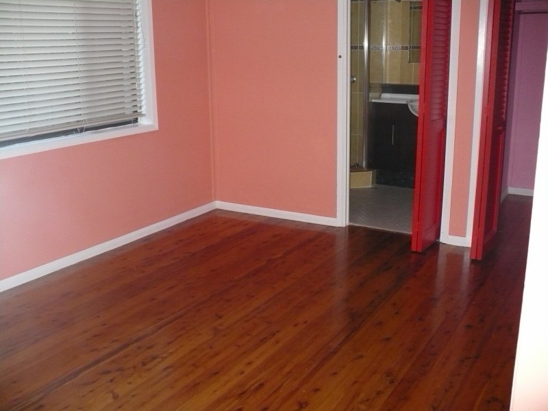 Bradbury NSW 2560