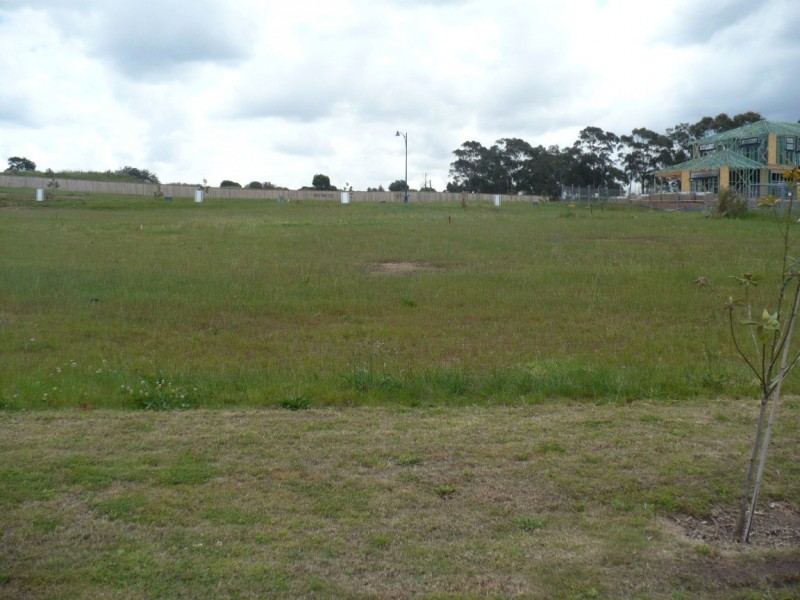 Macquarie Links NSW 2565