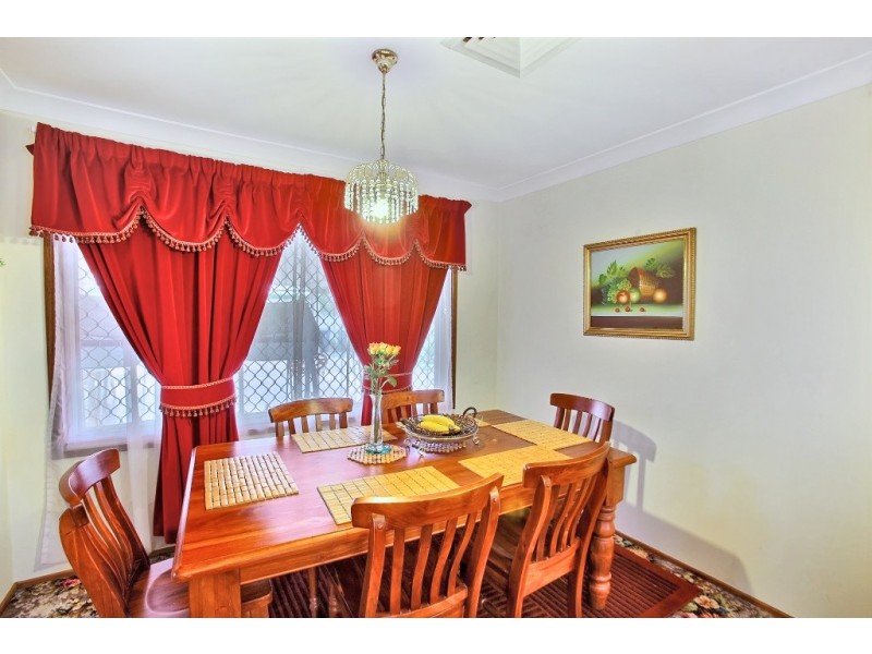Macquarie Fields NSW 2564