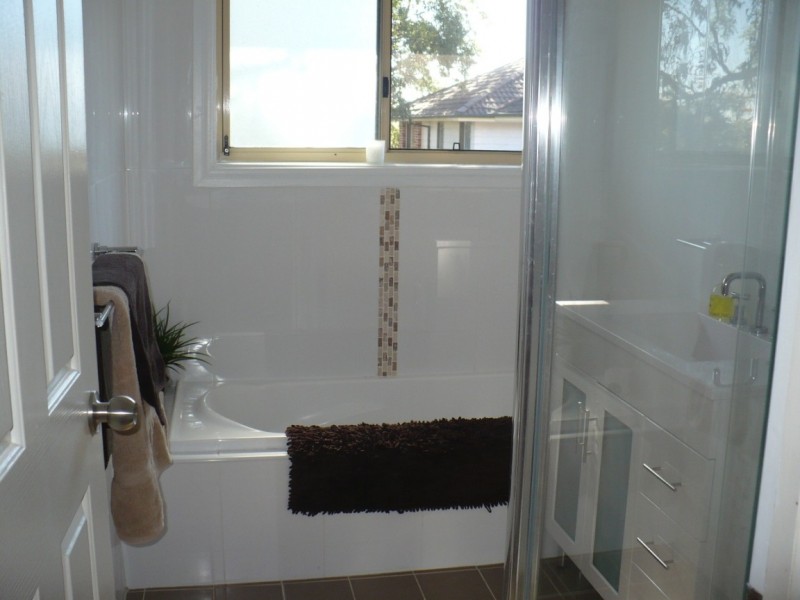 18/96 Fawcett Street, Glenfield NSW 2167