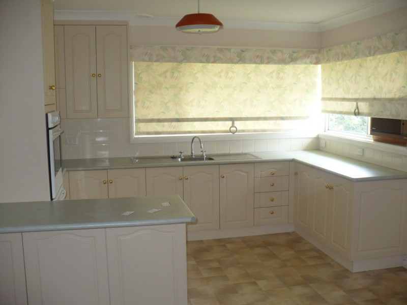 9 Morshead Road, Mount Annan NSW 2567