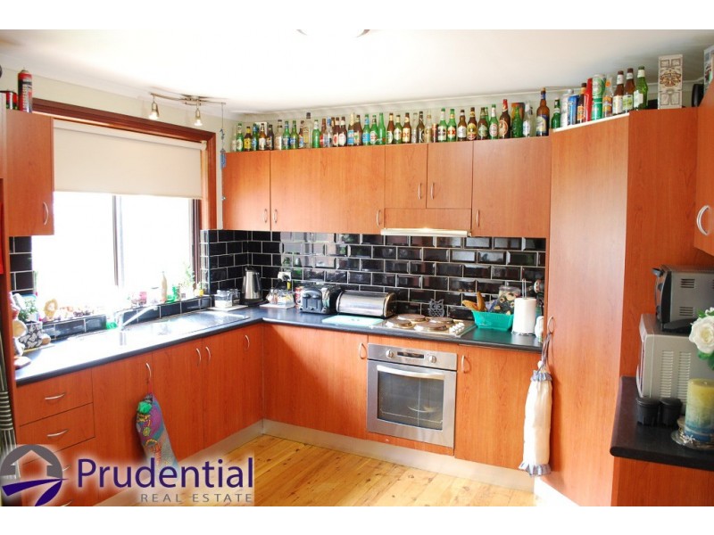 6 Wanda Place, Woodbine NSW 2560