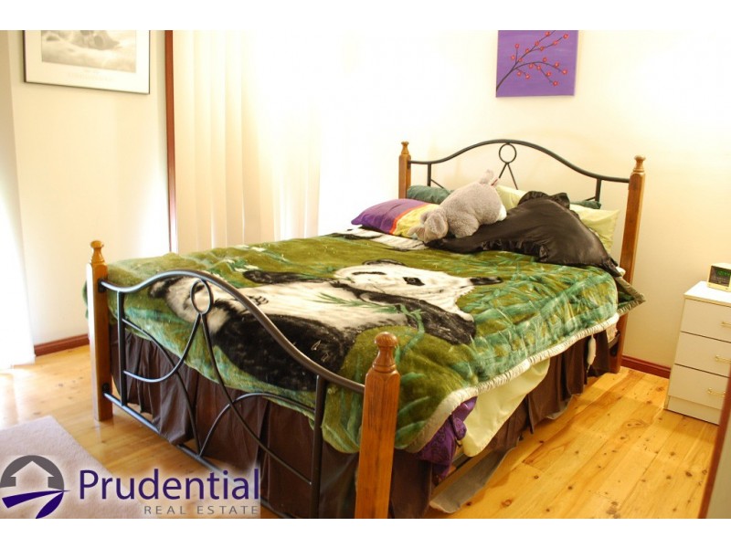 6 Wanda Place, Woodbine NSW 2560