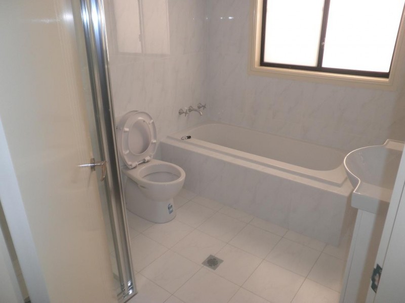 Macquarie Fields NSW 2564