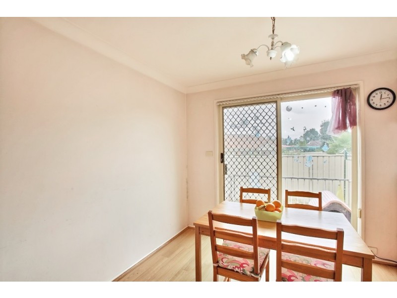 Macquarie Fields NSW 2564