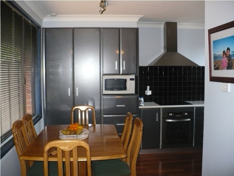 9/9 Cotula Place, Macquarie Fields NSW 2564
