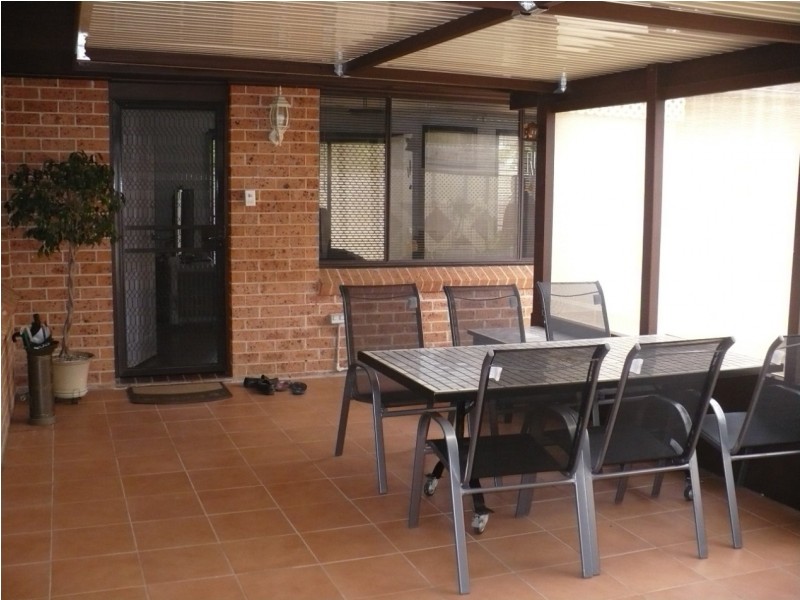 9/9 Cotula Place, Macquarie Fields NSW 2564