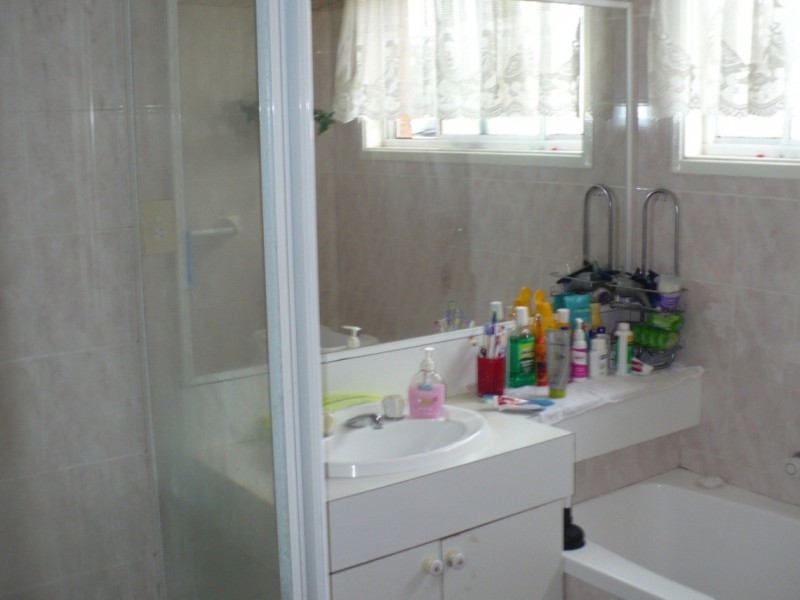 Macquarie Fields NSW 2564