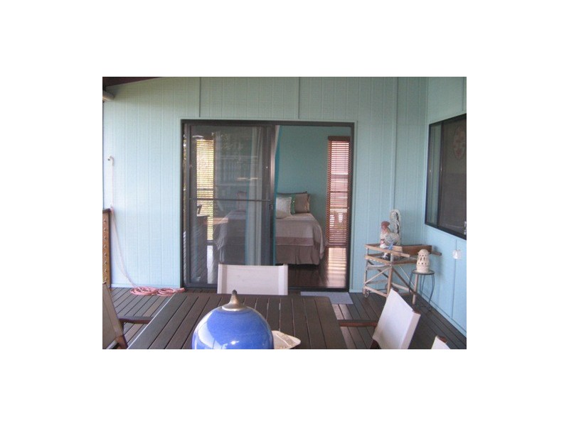 8 Alawa Street, Macleay Island QLD 4184