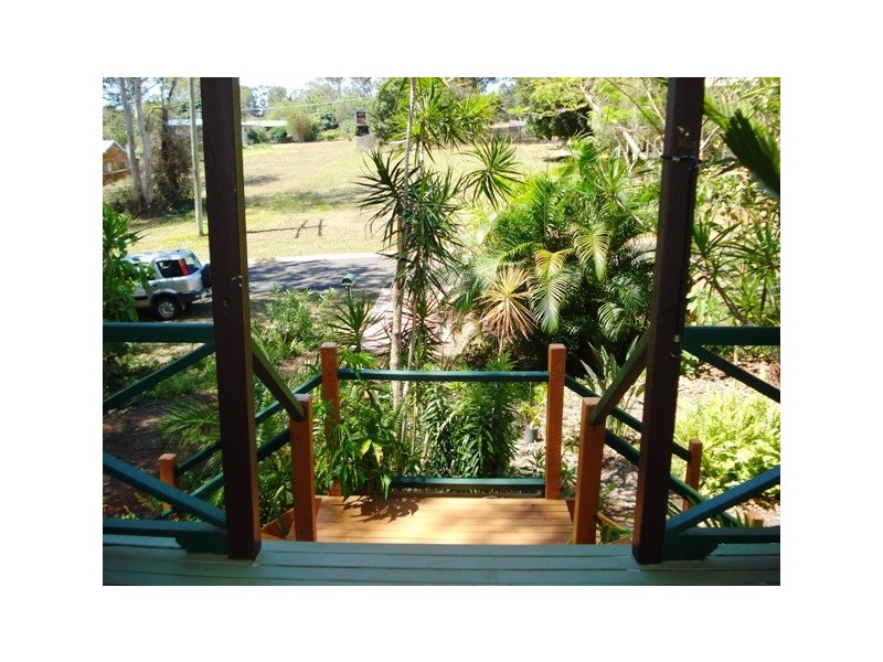 6 Scarborough Terrace, Macleay Island QLD 4184