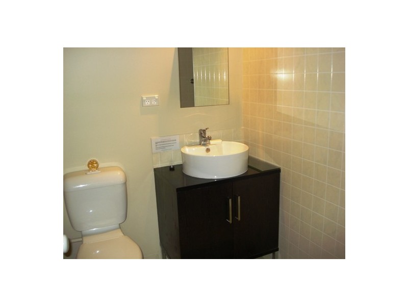 8-10 Gordon Road, Macleay Island QLD 4184