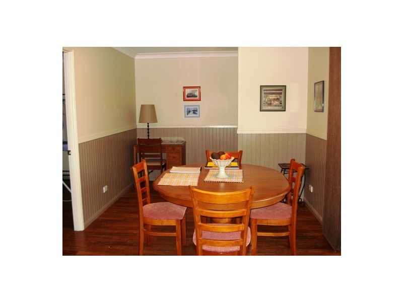 8-10 Gordon Road, Macleay Island QLD 4184