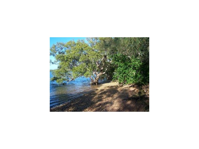 48 Resthaven Drive, Lamb Island QLD 4184