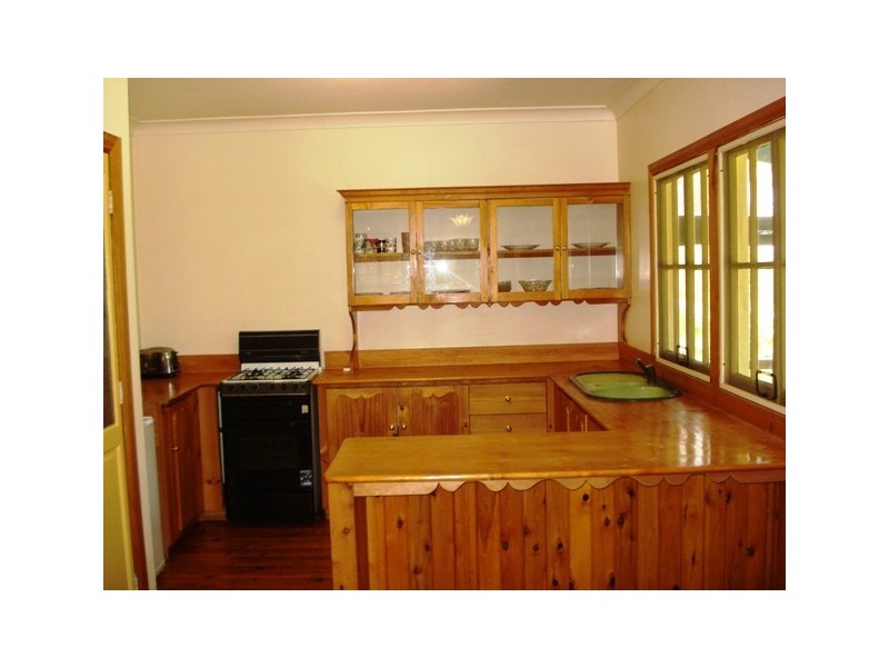 66 Charles Terrace, Macleay Island QLD 4184
