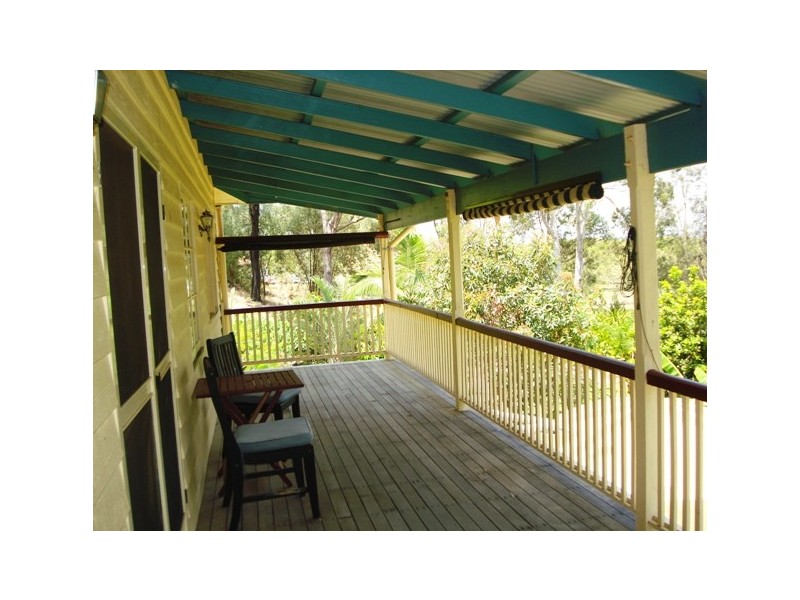 66 Charles Terrace, Macleay Island QLD 4184