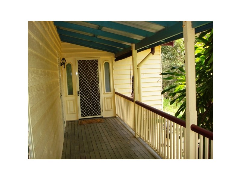 66 Charles Terrace, Macleay Island QLD 4184