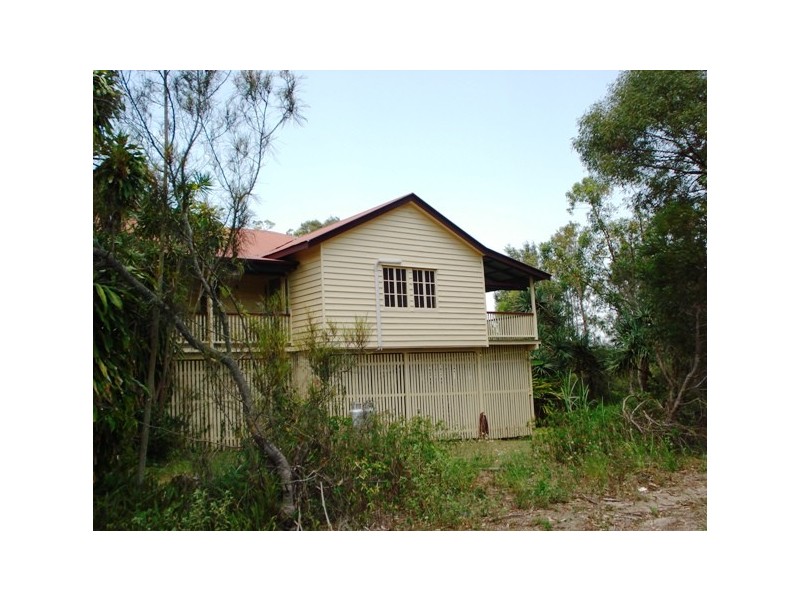 66 Charles Terrace, Macleay Island QLD 4184