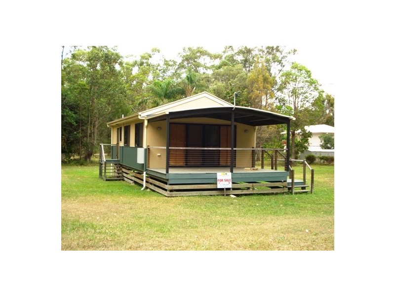 22 Panaroo Street, Macleay Island QLD 4184