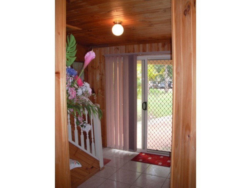 7 Ilya Street, Macleay Island QLD 4184