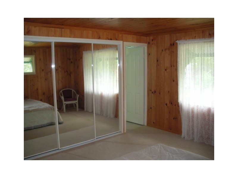 7 Ilya Street, Macleay Island QLD 4184