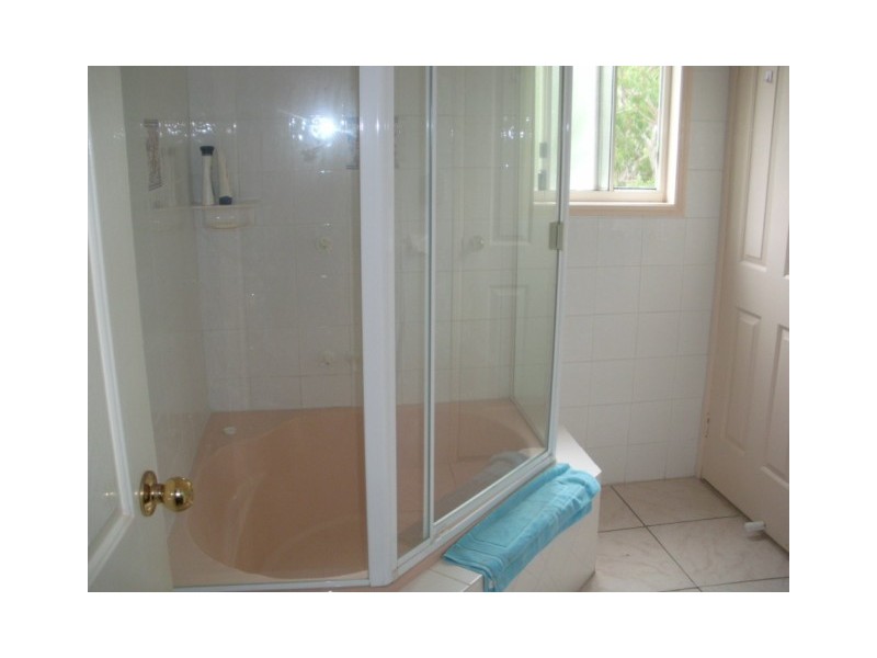 7 Ilya Street, Macleay Island QLD 4184