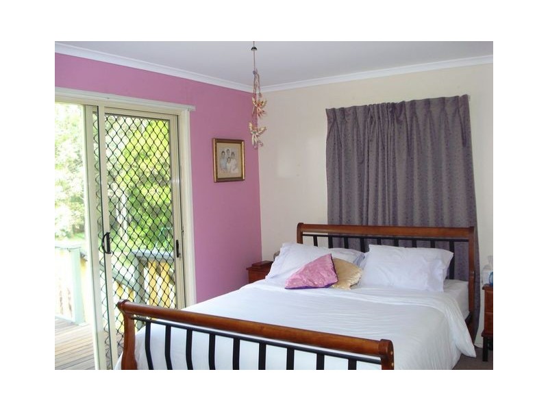 2 Boxwood Avenue, Lamb Island QLD 4184