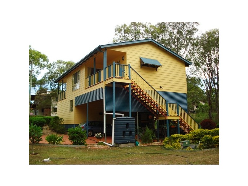 192 Lucas Drive, Lamb Island QLD 4184