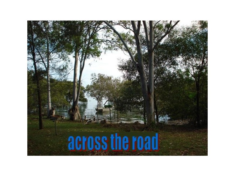 192 Lucas Drive, Lamb Island QLD 4184