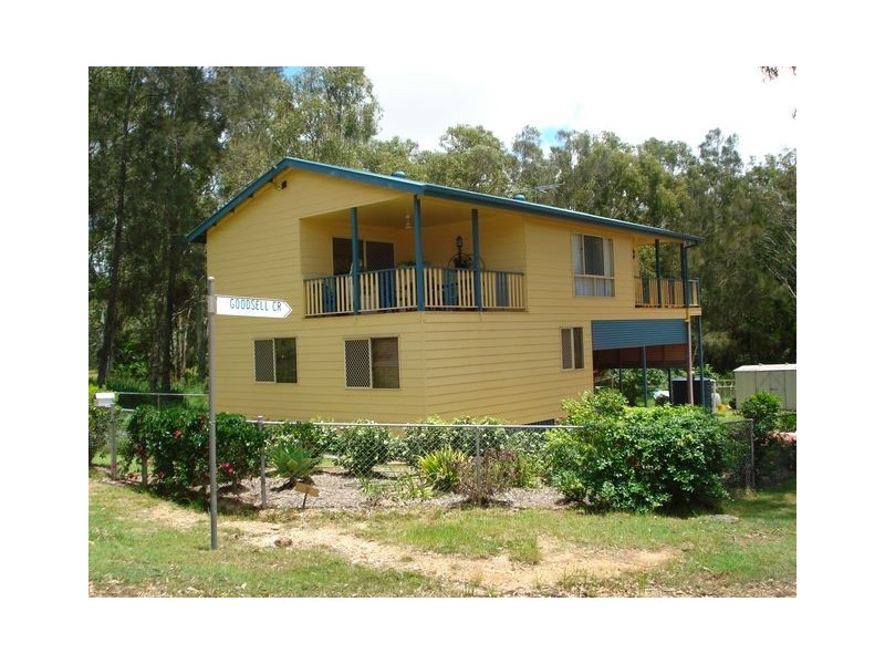 192 Lucas Drive, Lamb Island QLD 4184