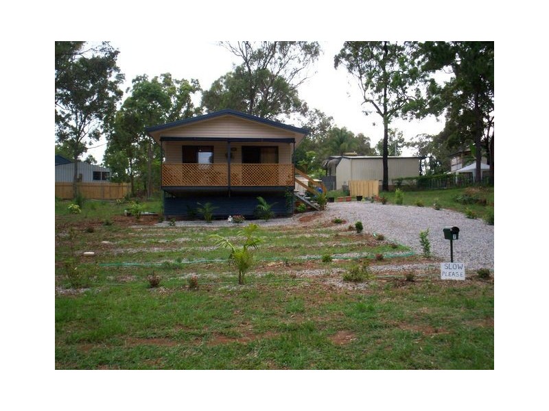 7 Lenard Street, Lamb Island QLD 4184