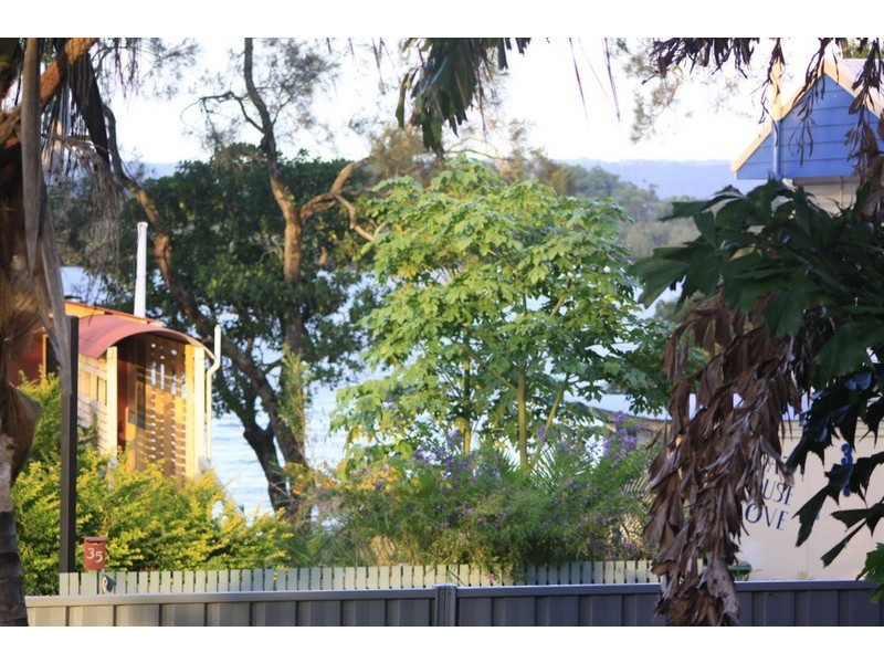 22 Jan Street, Macleay Island QLD 4184