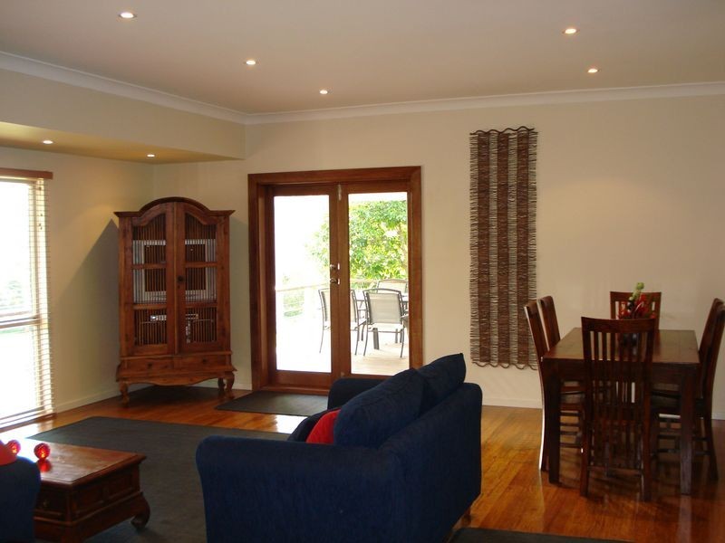 35 Tina Avenue, Lamb Island QLD 4184