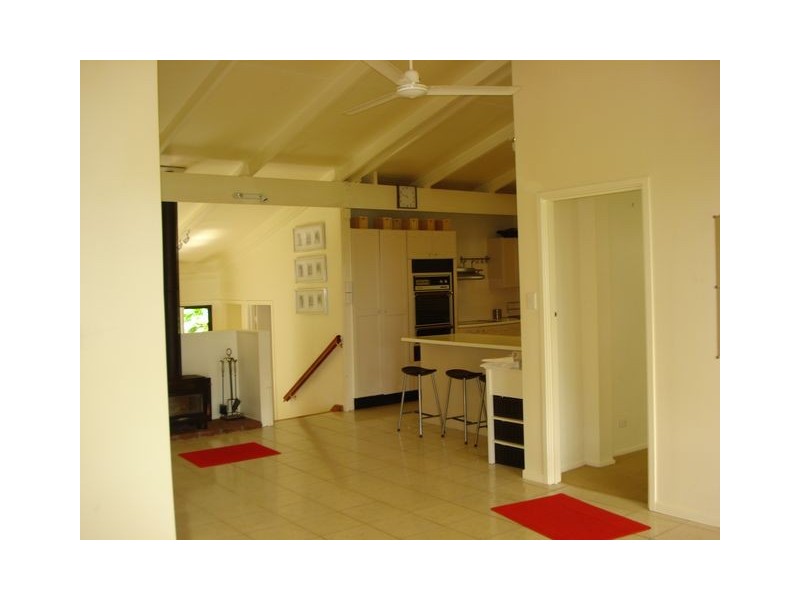 1 Treasure Island Avenue, Karragarra Island QLD 4184