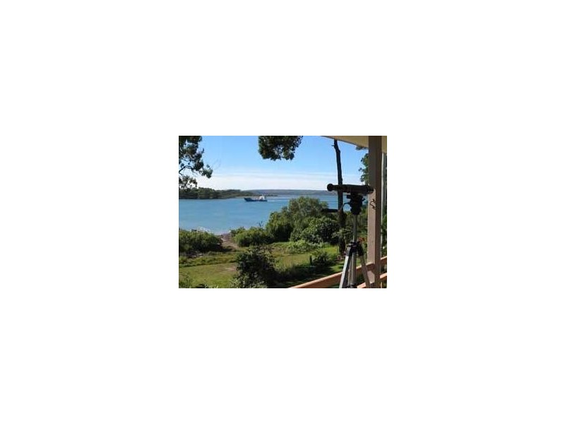 60 The Espanade, Karragarra Island QLD 4184