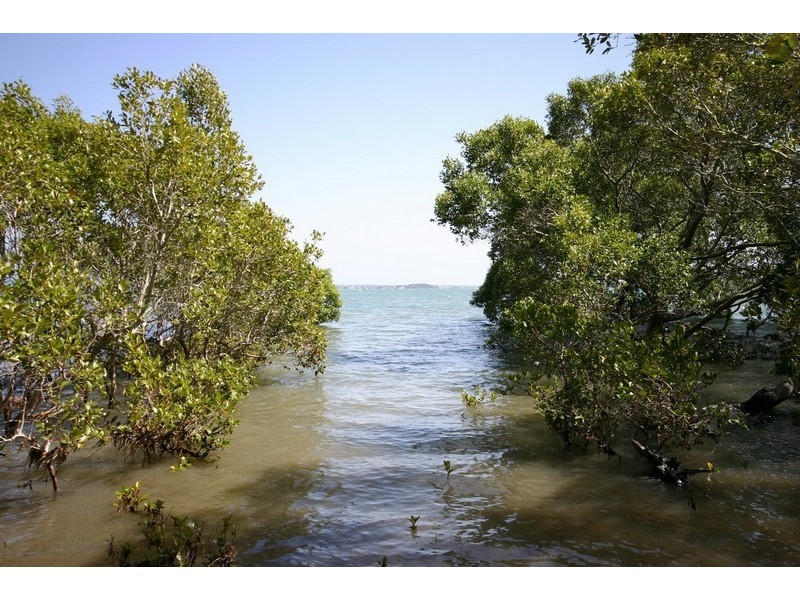3 Attunga Street, Macleay Island QLD 4184